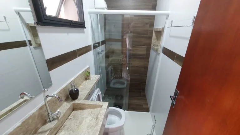 Imagem Casa em Condominio no Bairro do Horto com segurança 24 horas