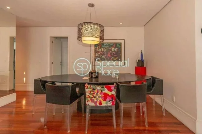 Imagem Excelente apartamento com 160m² no Brooklin!! Living amplo com varanda envidraçada, home theater, ...