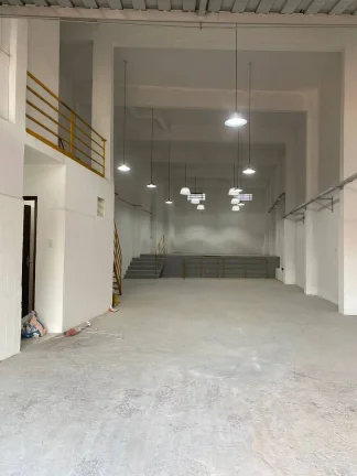 Imagem Alugo Salão Comercial em Santo André, Parque Oratório