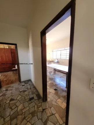 Imagem Casa para Venda em Limeira, Boa Vista, 3 dormitórios, 1 suíte, 2 banheiros, 3 vagas