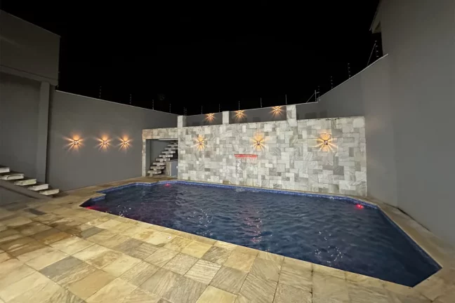 Imagem Casa de vila para venda em Vila Santa Cruz com 3 quartos, sendo 2 suítes, 280m2