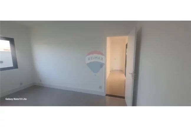 Imagem Maravlhosa Casa no Mais Completo Condomínio de Maricá!!!