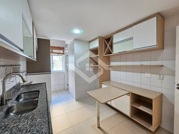 Imagem Cobertura Duplex à Venda na Freguesia: 4 Quartos no Reserva dos Pássaros