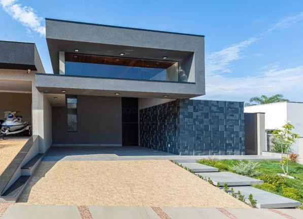 Casa no residencial Villaggio II, 3 suítes