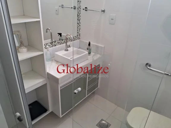 Imagem Belo Apartamento com 3 dormitórios em Santos na Ponta da Praia muito bem localizado por R$ 860.000,00