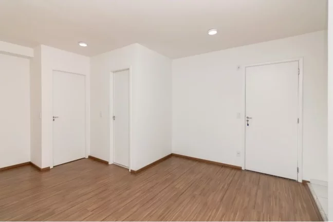 Imagem Apartamento, andar alto, sacada e vaga.