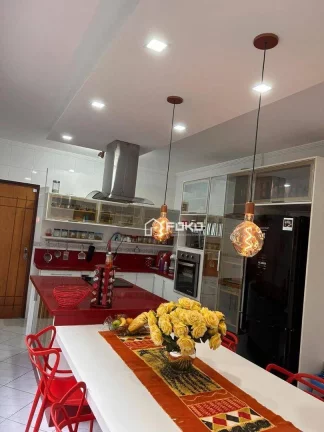 Imagem Sobrado com 3 dormitórios à venda, 165 m² por R$ 660.000,00 - Parque Continental - Guarulhos/SP