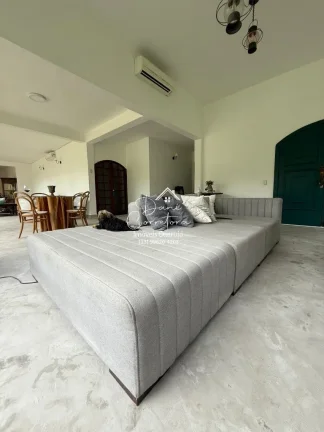 Imagem Casa à venda no Balneário Praia de Pernambuco ? A apenas 400m do mar! - 4 Quartos, 4 Suítes, 2 Salas, 6 Banheiros, 4 Vagas, 320m².