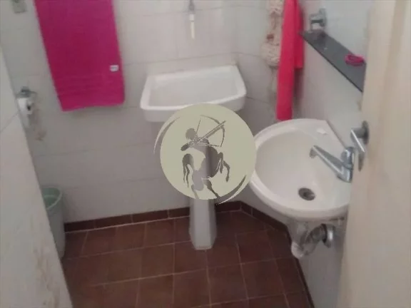 Imagem ANTIGO, NÃO MODERNIZADO EXCELENTE LOCALIZAÇÃO