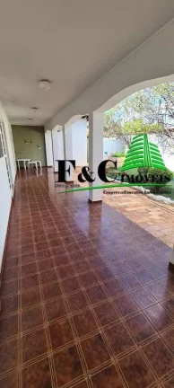 Imagem Casa para Venda em Araras, Parque Alvorada, 5 dormitórios, 1 suíte, 5 banheiros, 2 vagas