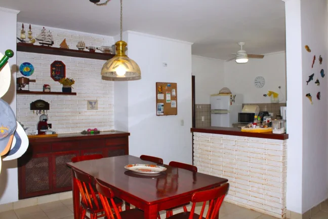 Imagem Imperdível: Casa à venda em Riviera de São Lourenço Módulo 21 - 3 quartos, 1 suíte, 2 salas, 4 vagas, 216,52m²!