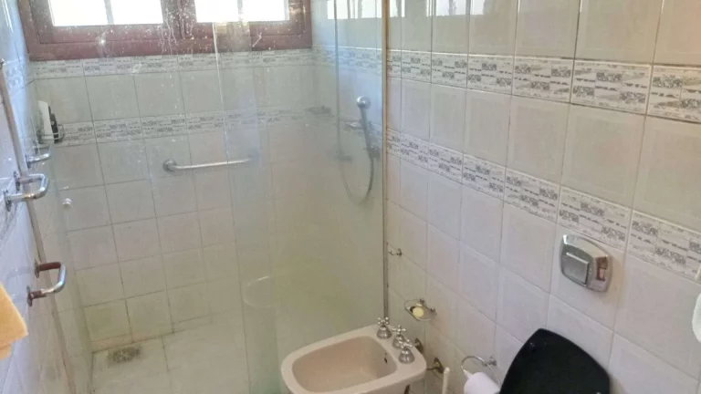 Imagem Chácara com 4 Dormitórios à Venda, possui Piscina, Área de 78.000 m² - Ratones - Florianópolis/SC