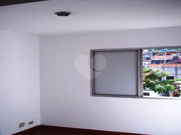 Imagem Apartamento à venda com 3 quartos no condomínio Edifício Antigua, São Paulo - SP