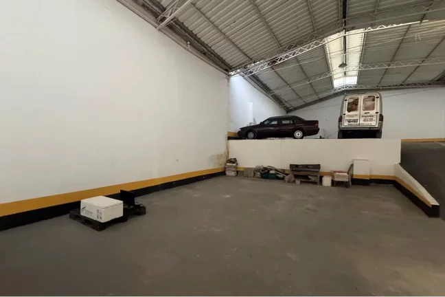 Imagem Galpão versátil com 454 m² na Lapa – Excelente Localização