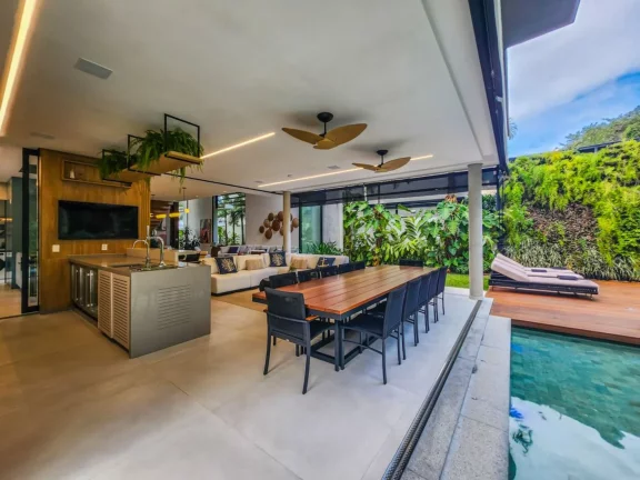 Imagem Casa de luxo à venda em Riviera de São Lourenço Módulo 18: 7 quartos, 7 suítes, 3 salas, 6 vagas, 479m² de área.