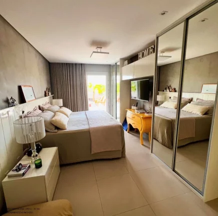 Imagem Vila de Abrantes: Casa de Luxo à Venda em Condomínio Fechado - 4 Quartos, 4 Suítes, 2 Salas - Camaçari-BA - 298m²