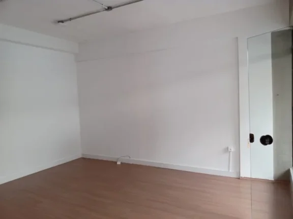 Imagem ALUGO sala com 25m², em local privilegiado e seguro!!!