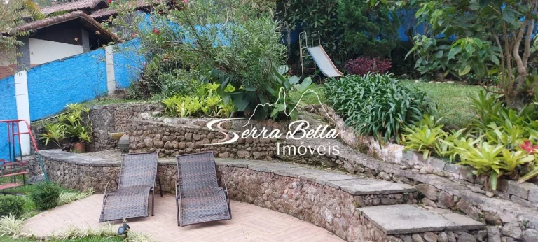 Casa com 3 dormitórios à venda, 250 m² por R$ 1.020.000 - Parque do Ingá - Teresópolis/RJ