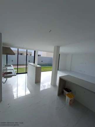 Imagem Imóvel de luxo: Casa em condomínio de 4 quartos em Vila de Abrantes, Camaçari-BA, com 4 suítes e 250m² de área. Aproveite!