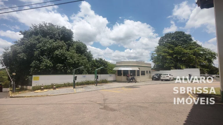 Imagem Chácara com 2800 m2 no Condomínio Chácaras Flórida em Itu SP - Chácara com 2 casas integradas a natureza