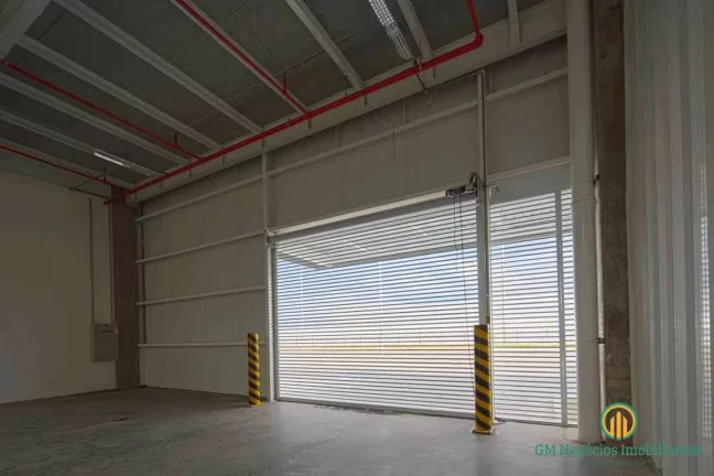 Imagem Galpão com 1560m² em condomínio de uso misto
