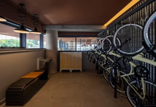 Imagem APARTAMENTO À VENDA NA VILA IPOJUCA, 3 DORMITÓRIOS, 1 SUÍTE. 2 VAGAS DE GARAGEM DETERMINADAS. LAZ...