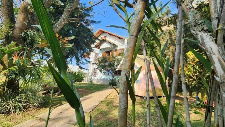Imagem Casa em Condomínio para Venda em Teresópolis / RJ no bairro Golfe