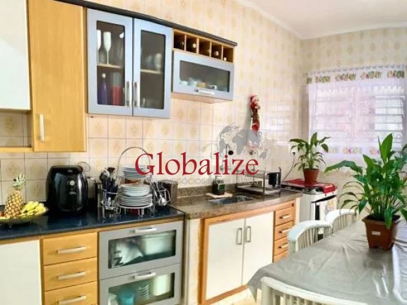 Imagem Apartamento com 2 quartos, sala, cozinha e 1 banheiro no Embaré em Santos R$ 620.000,00