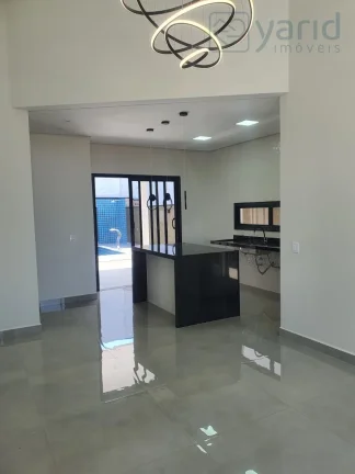 Imagem Imóvel Residencial à Venda em Cidade - Bairro 3 Quartos, 3 Suítes, 2 Salas, 2 Vagas de Garagem 159 m² de Área