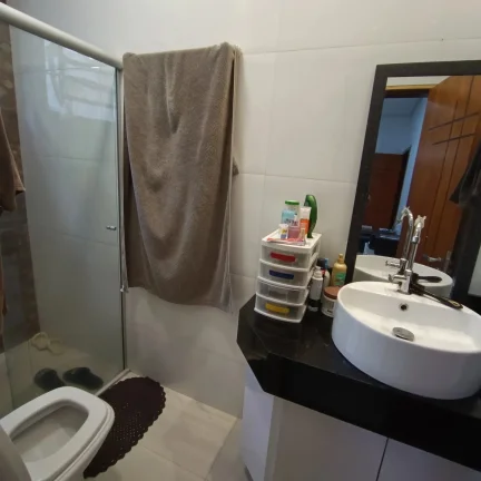 Imagem Casa De 3 Quartos Com Suite Sozinha No Lote Em Avenida No Marilia