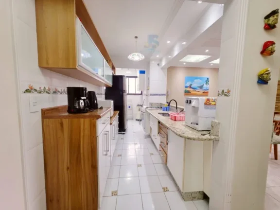 Imagem ALUGA - SE APARTAMENTO Á 600 DA PRAIA DE MAITINGA - BERTIOGA - SP.