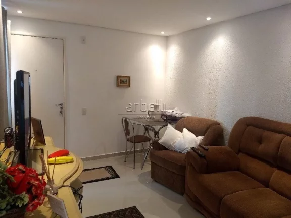 Imagem Apartamento térreo com 48 metros quadrados, com dois quartos com piso em porcelanato e teto rebaixa...