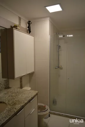 Imagem Apto 3 Dorm Elev, Sacada Churrasq, Semi mobiliado Garagem - Ed. Porto