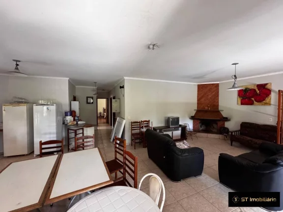 Imagem Linda Chácara fazendo Fundo pra Represa em Piracaia- 2.500m² por R$950 mil!