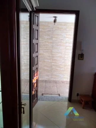Imagem Sobrado com 3 dormitórios à venda, 200 m² por R$ 630.000,00 - Vila das Mercês - São Paulo/SP