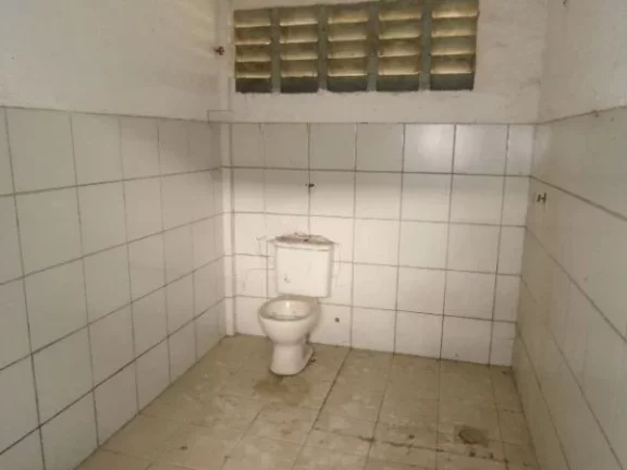Imagem (GA2139)Galpão 800m² com 02 escritórios, 03 Wcs Sociais.