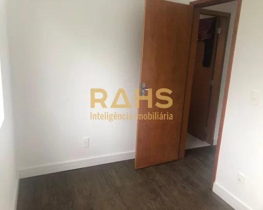 Imagem Geminado a venda, no bairro Vila Nova em Joinville, com 3 dormitórios, sendo 1 suíte, 1 salas, coz...