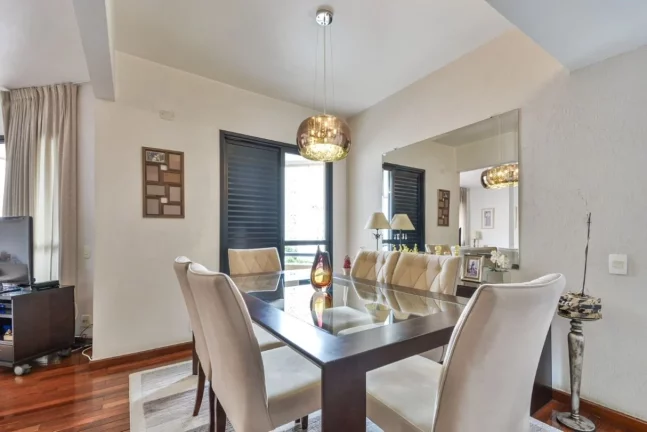 Imagem Apartamento em Pinheiros perto do metrô com 3 quartos (1 suíte ) e 3 vagas, 120m²