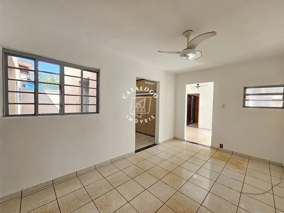 Imagem Casa a Venda no bairro Independência - Ribeirão Preto, SP