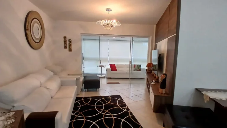 Imagem Oportunidade única: Apartamento de luxo à venda na Riviera de São Lourenço Módulo 07! 4 quartos, 3 suítes, 2 salas, 2 vagas, 161m².