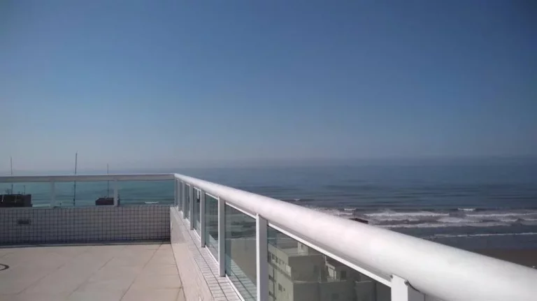 Imagem APARTAMENTO NA GUILHERMINA 2 DORMITÓRIOS COM SUÍTE!!!