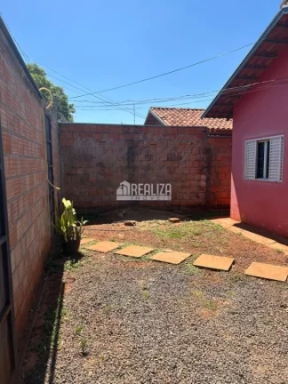 Imagem Casa com 2 dormitórios no Jardim Copacabana - Uberaba