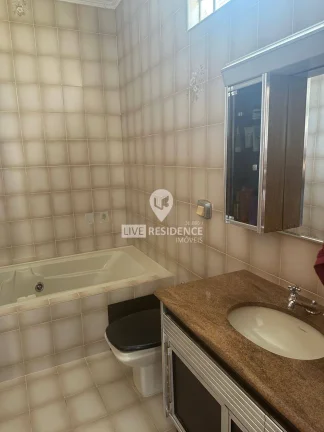 Imagem Casa a venda com piscina no Centro de Itatiba