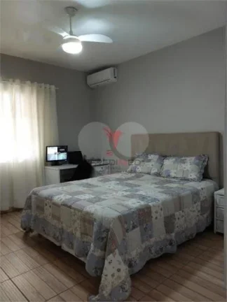 Imagem Vendo excelente Casa com suíte, em São Pedro - SP