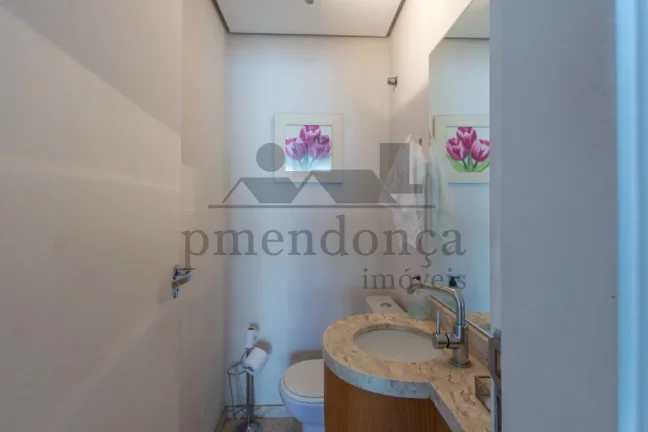 Imagem Apartamento na Vila Romana com 153m², 3 suítes e 3 vagas.