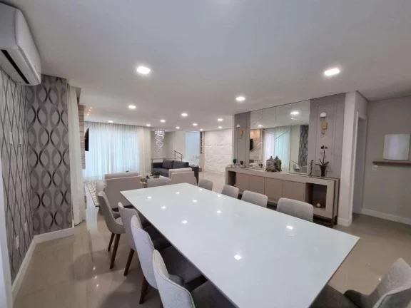 Imagem Linda Casa Alto Padrão de 460m2 à Venda, 4 Suítes, Bairro Pedra Branca em Palhoça, SC.