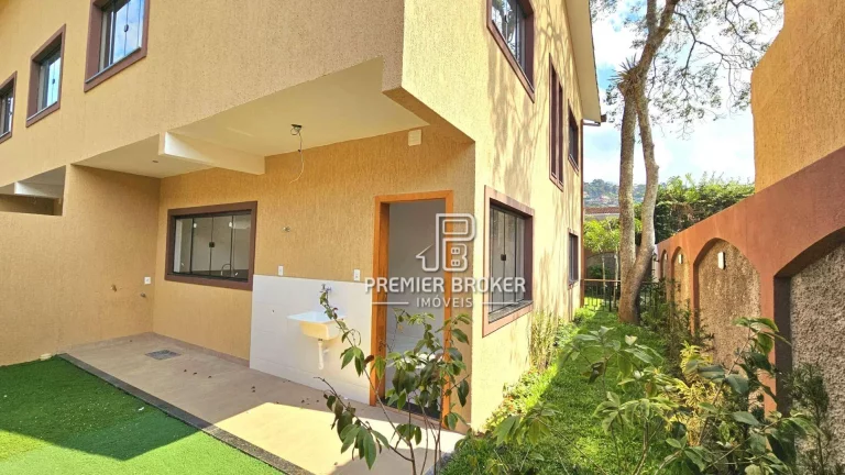 Imagem Casa à venda, 116 m² por R$ 690.900,00 - Nossa Senhora de Fátima - Teresópolis/RJ