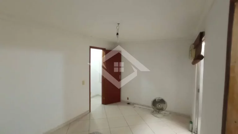 Imagem Casa Triplex- 3 suítes- 119m²- Curicica
