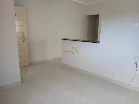 Imagem Casa sobreposta bem localizado à venda em Peruíbe