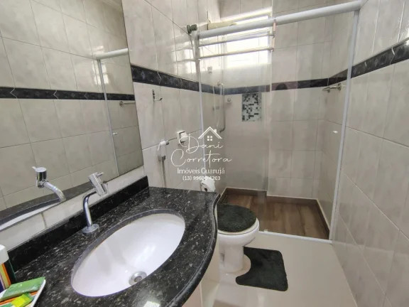 Imagem Apartamento à venda no Guarujá na Praia das Pitangueiras.